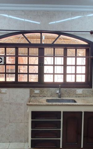 Casa para alugar com 300m², 4 quartos e 4 vagas Casa para alugar com 300m², 4 quartos e 4 vagasCozinha