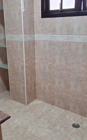 Casa para alugar com 300m², 4 quartos e 4 vagas Casa para alugar com 300m², 4 quartos e 4 vagasBanheiro Suíte 2