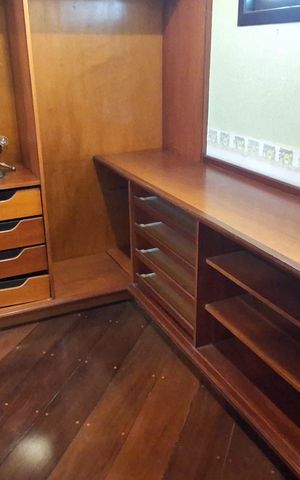 Casa para alugar com 300m², 4 quartos e 4 vagas Casa para alugar com 300m², 4 quartos e 4 vagasCloset