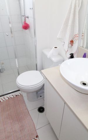 Apartamento para alugar com 72m², 2 quartos e 2 vagasBanheiro