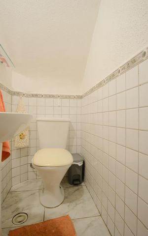 Casa de condomínio à venda com 114m², 2 quartos e 2 vagasLavabo