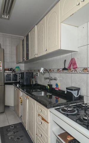 Apartamento à venda com 76m², 2 quartos e 1 vagaCozinha