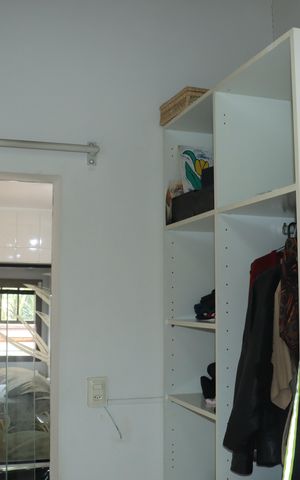 Casa de condomínio para alugar com 400m², 5 quartos e 4 vagasCloset Suíte 1