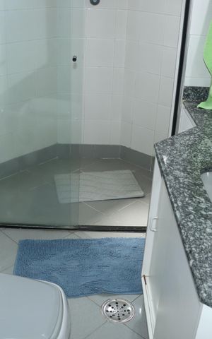 Casa de condomínio para alugar com 400m², 5 quartos e 4 vagasBanheiro Social 2