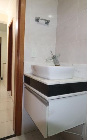 Casa à venda com 137m², 3 quartos e 3 vagasBanheiro 2