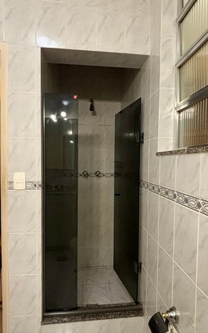 Apartamento para alugar com 80m², 1 quarto e sem vaga Apartamento para alugar com 80m², 1 quarto e sem vagaBanheiro social