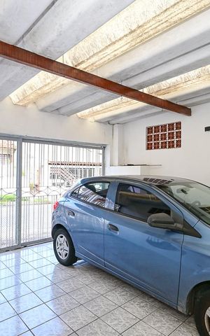Casa à venda com 146m², 3 quartos e 2 vagasGaragem