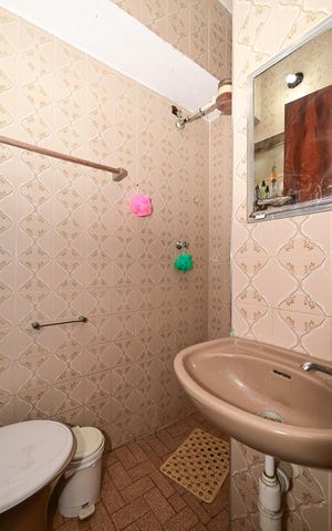 Casa à venda com 146m², 3 quartos e 2 vagasBanheiro de Serviço