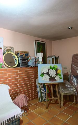 Casa à venda com 146m², 3 quartos e 2 vagasAteliê