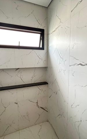 Casa à venda com 150m², 3 quartos e 3 vagas Casa à venda com 150m², 3 quartos e 3 vagasBanheiro Social