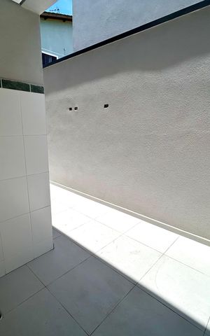 Casa à venda com 150m², 3 quartos e 3 vagas Casa à venda com 150m², 3 quartos e 3 vagasÁrea comum