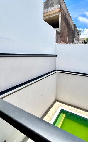 Casa à venda com 150m², 3 quartos e 3 vagas Casa à venda com 150m², 3 quartos e 3 vagasVaranda do Quarto 2