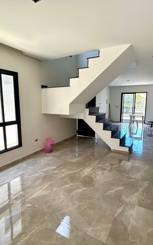 Casa à venda com 150m², 3 quartos e 3 vagas Casa à venda com 150m², 3 quartos e 3 vagasCozinha