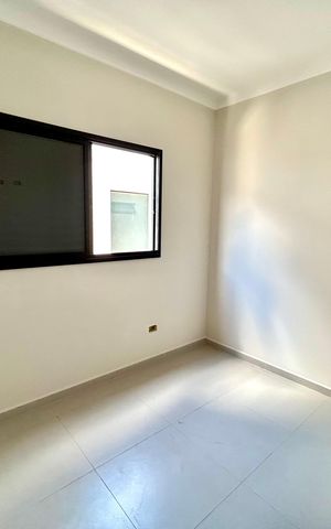 Casa à venda com 150m², 3 quartos e 3 vagas Casa à venda com 150m², 3 quartos e 3 vagasQuarto