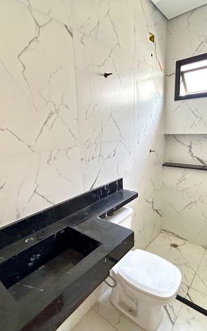 Casa à venda com 150m², 3 quartos e 3 vagas Casa à venda com 150m², 3 quartos e 3 vagasBanheiro Social