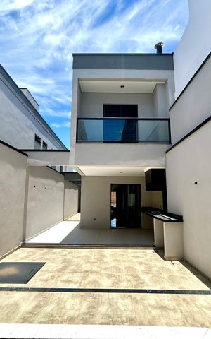 Casa à venda com 150m², 3 quartos e 3 vagas Casa à venda com 150m², 3 quartos e 3 vagasÁrea comum