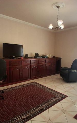 Casa de condomínio para alugar com 450m², 4 quartos e 5 vagas Casa de condomínio para alugar com 450m², 4 quartos e 5 vagasQuarto