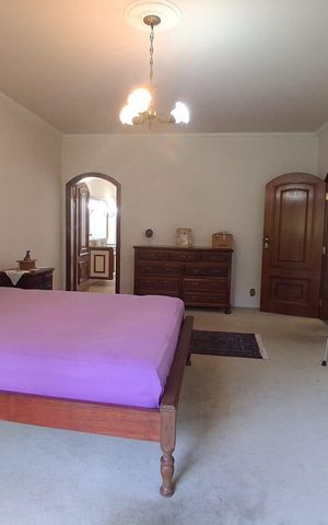 Casa de condomínio para alugar com 450m², 4 quartos e 5 vagas Casa de condomínio para alugar com 450m², 4 quartos e 5 vagasQuarto