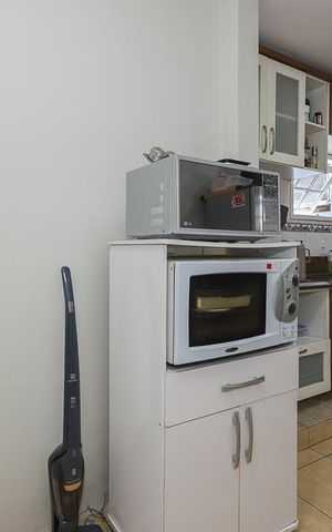 Apartamento para alugar com 90m², 2 quartos e sem vagaCozinha