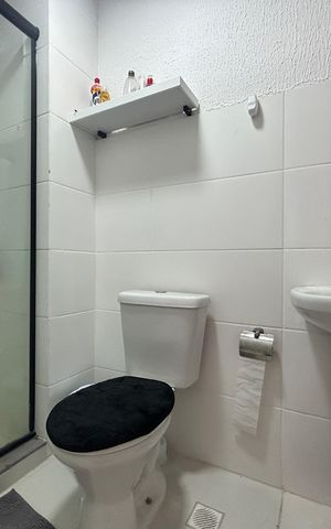 Apartamento à venda com 50m², 2 quartos e 1 vaga Apartamento à venda com 50m², 2 quartos e 1 vagaBanheiro