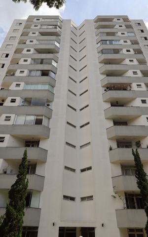 Apartamento à venda com 122m², 3 quartos e 2 vagasFachada