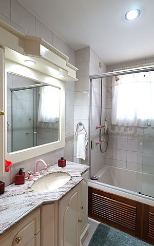 Apartamento à venda com 243m², 3 quartos e 2 vagasbanheiro Social