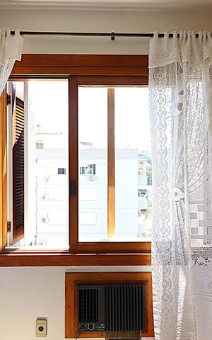 Apartamento à venda com 243m², 3 quartos e 2 vagasQuarto 2