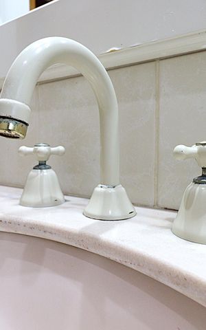 Apartamento à venda com 243m², 3 quartos e 2 vagasBanheiro da Suíte - Torneira