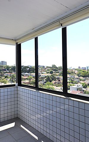 Apartamento à venda com 243m², 3 quartos e 2 vagasSacada da  Sala 2