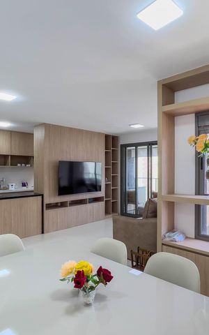 Apartamento à venda com 90m², 2 quartos e 1 vaga Apartamento à venda com 90m², 2 quartos e 1 vagaSala