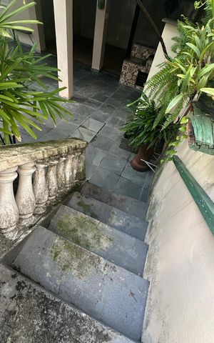Casa à venda com 350m², 3 quartos e 4 vagas