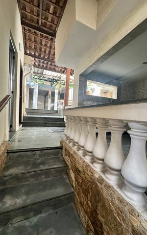 Casa à venda com 350m², 3 quartos e 4 vagas