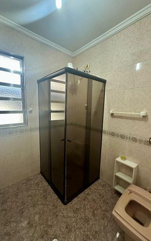 Casa à venda com 350m², 3 quartos e 4 vagas