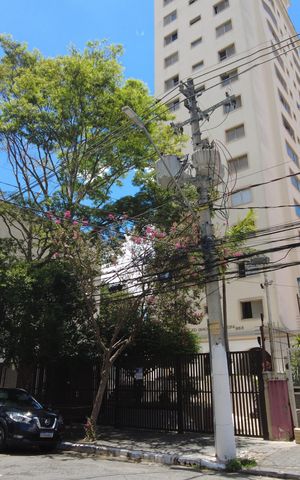 Apartamento à venda com 86m², 2 quartos e 1 vagaFachada