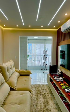 Apartamento à venda com 70m², 2 quartos e 1 vaga Apartamento à venda com 70m², 2 quartos e 1 vagaSala