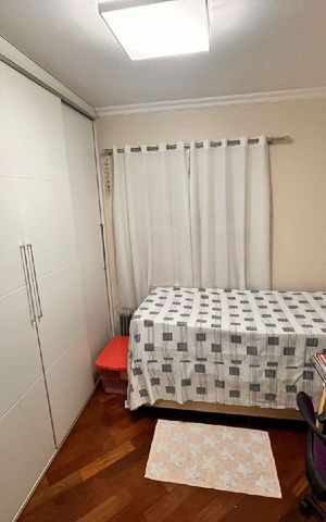 Casa à venda com 225m², 4 quartos e 2 vagas
