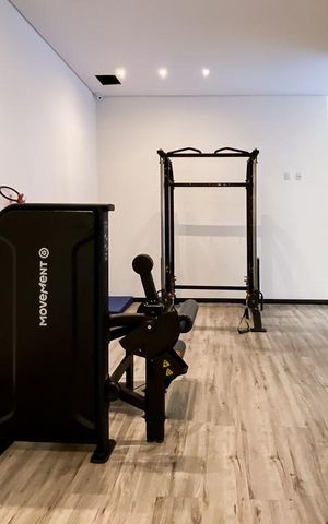 Studio à venda com 34m², 1 quarto e 1 vaga Studio à venda com 34m², 1 quarto e 1 vagaÁrea comum - Academia