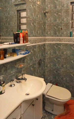 Casa à venda com 184m², 3 quartos e 2 vagas