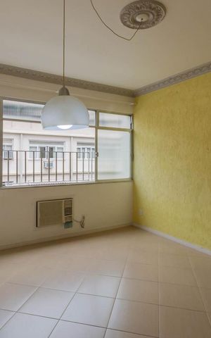 Apartamento à venda com 72m², 2 quartos e 1 vagaSala