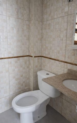 Casa à venda com 209m², 3 quartos e 2 vagas Casa à venda com 209m², 3 quartos e 2 vagasBanheiro 1
