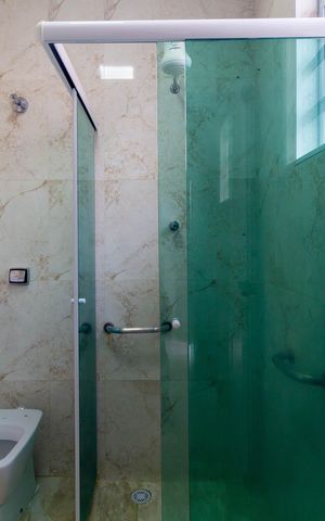 Casa à venda com 149m², 3 quartos e 4 vagas Casa à venda com 149m², 3 quartos e 4 vagasBanheiro