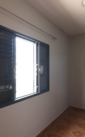 Casa à venda com 191m², 5 quartos e 2 vagasQuarto 3