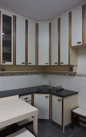 Casa à venda com 191m², 5 quartos e 2 vagasCozinha 
