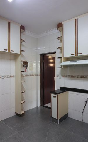 Casa à venda com 191m², 5 quartos e 2 vagasCozinha 