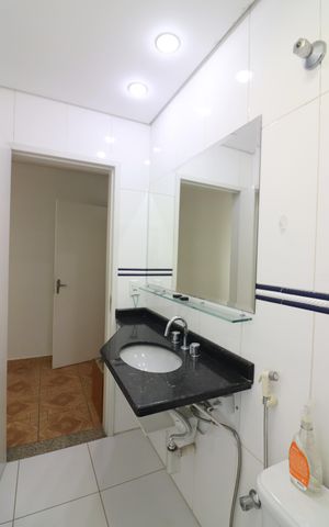 Casa à venda com 191m², 5 quartos e 2 vagasQuarto 2 - Suíte Banheiro 