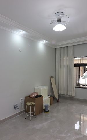 Casa à venda com 191m², 5 quartos e 2 vagasSala