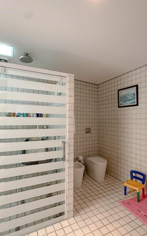 Casa para alugar com 399m², 3 quartos e 2 vagas Casa para alugar com 399m², 3 quartos e 2 vagasBanheiro Suíte