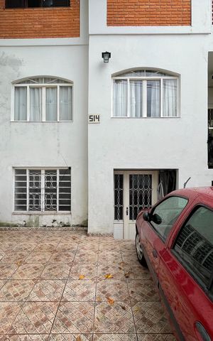 Casa à venda com 120m², 3 quartos e 3 vagas Casa à venda com 120m², 3 quartos e 3 vagasGaragem