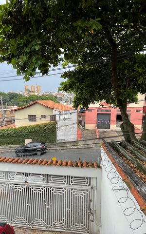 Casa à venda com 120m², 3 quartos e 3 vagas Casa à venda com 120m², 3 quartos e 3 vagasVista do Quarto 2