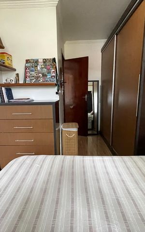 Casa à venda com 120m², 3 quartos e 3 vagas Casa à venda com 120m², 3 quartos e 3 vagasQuarto 1